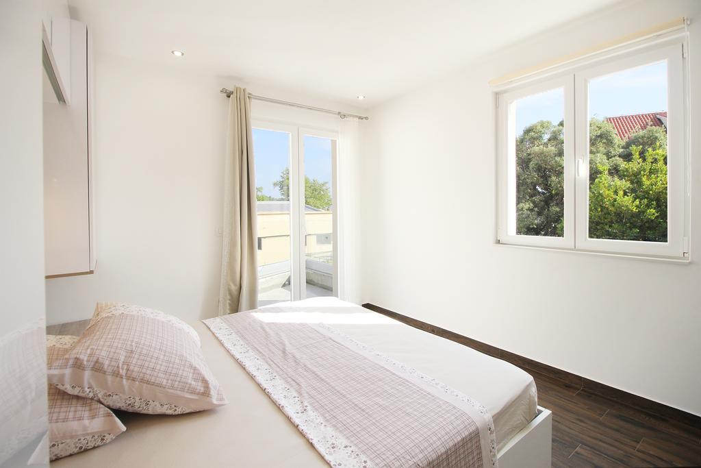 Villa Lile Baška Voda Extérieur photo