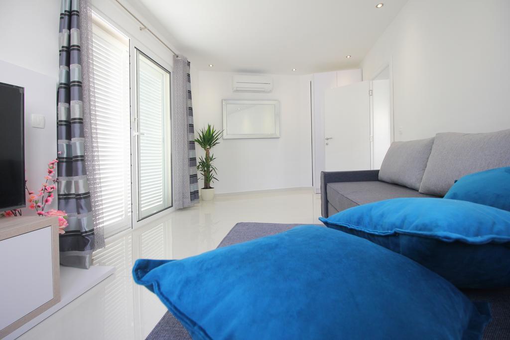 Villa Lile Baška Voda Extérieur photo